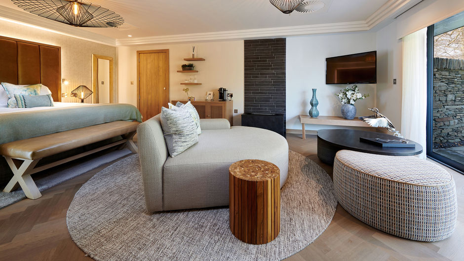 Storrs Hall Hotel Suite