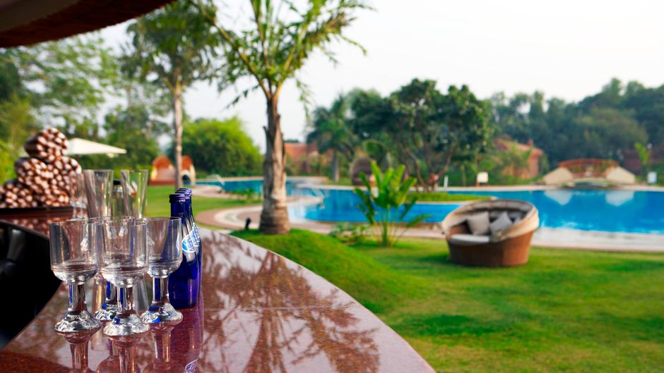 The Westin Sohna Resort & Spa Pool
