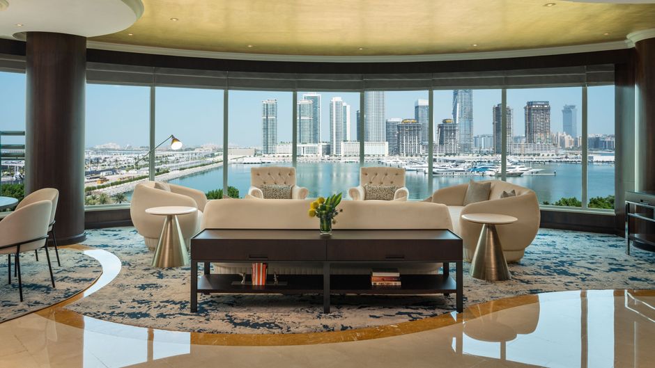 Le Meridien Mina Seyahi Resort & Marina Suite
