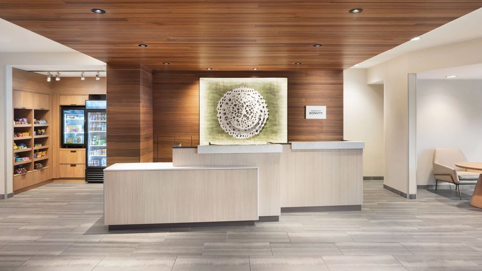 Fairfield by Marriott West Kelowna Lobby
