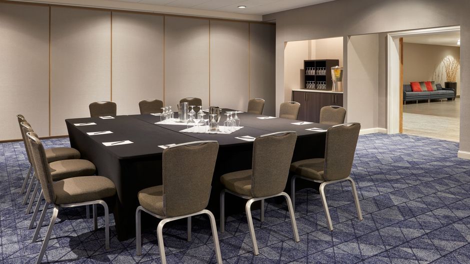 Courtyard by Marriott Ottawa Downtown Meeting