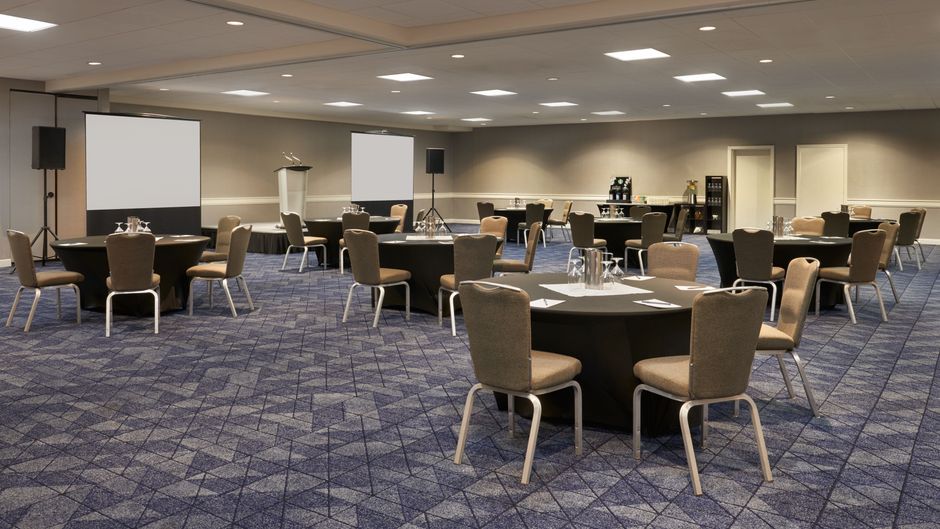 Courtyard by Marriott Ottawa Downtown Meeting
