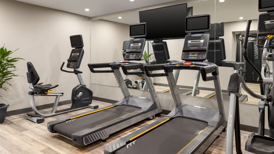 Crowne Plaza Saint John Harbour View Health Club