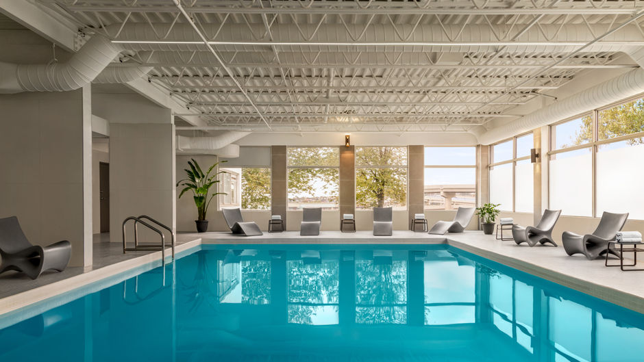 Crowne Plaza Saint John Harbour View Pool