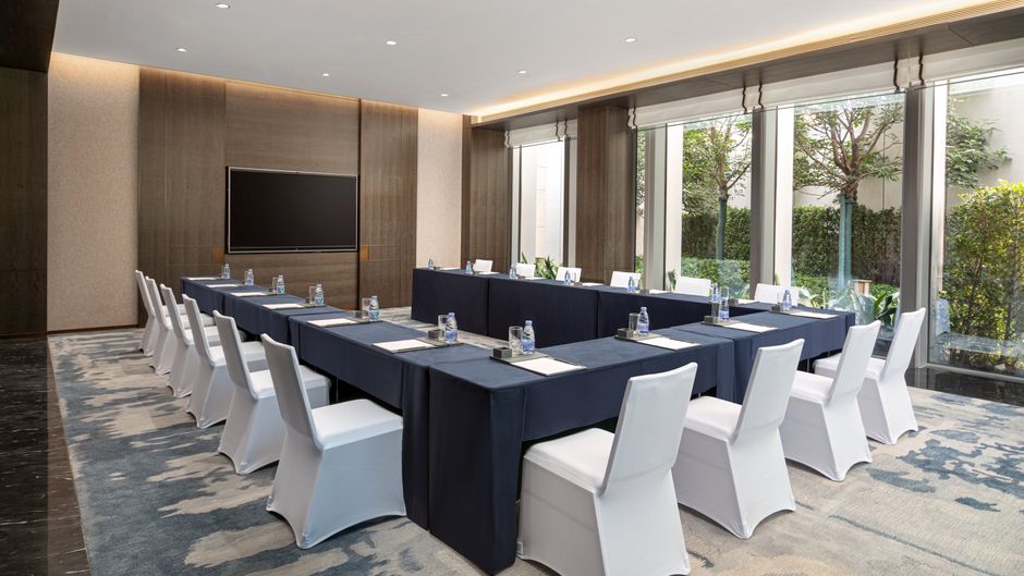 Crowne Plaza Jiangmen Binjiang Meeting