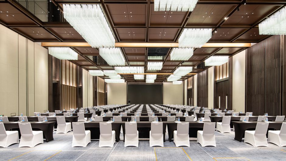 Crowne Plaza Jiangmen Binjiang Ballroom