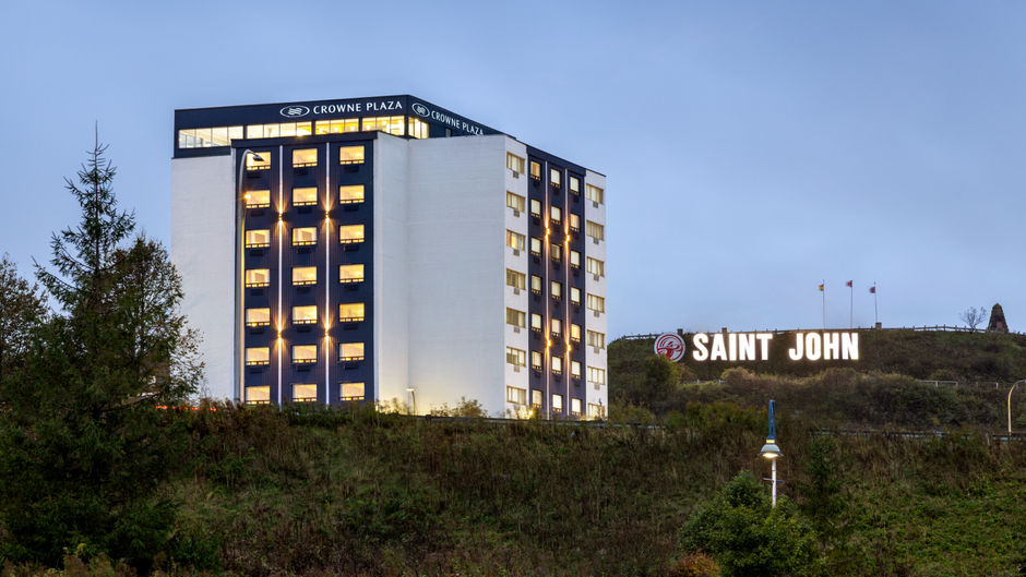 Crowne Plaza Saint John Harbour View Exterior