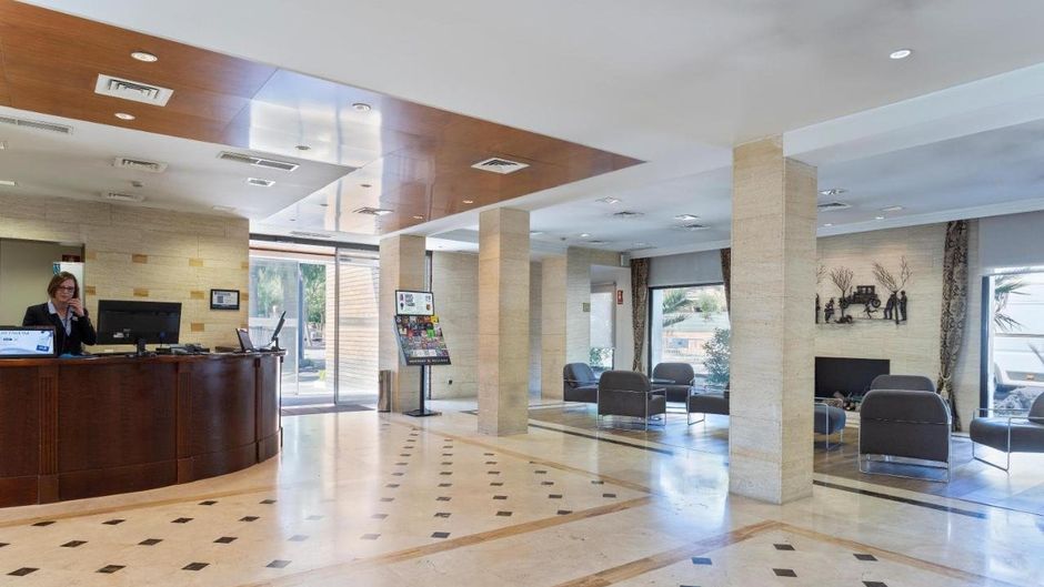 Osuna Hotel Lobby