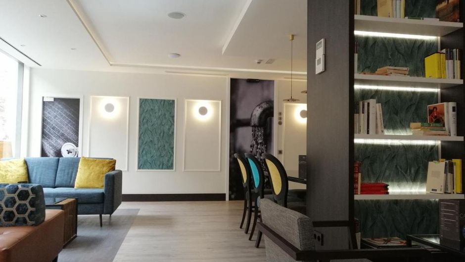 Gran Versalles Hotel Lobby