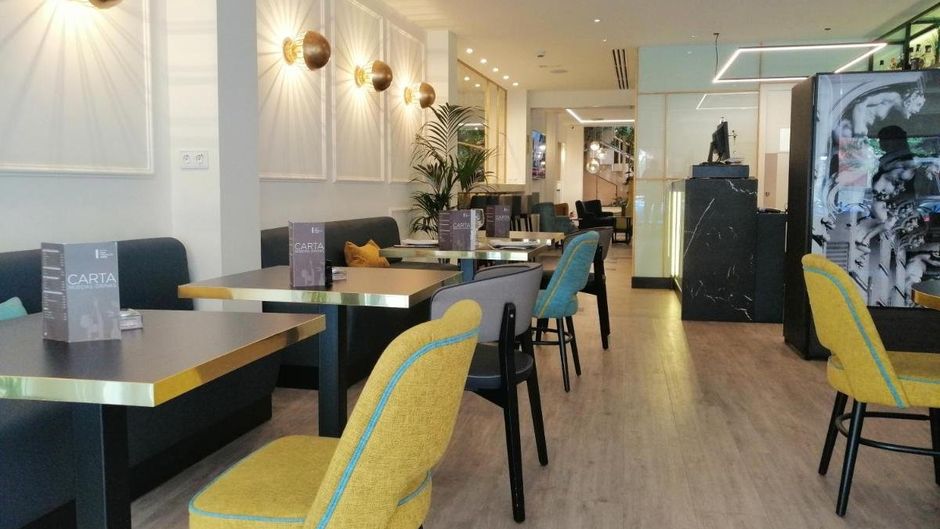 Gran Versalles Hotel Restaurant
