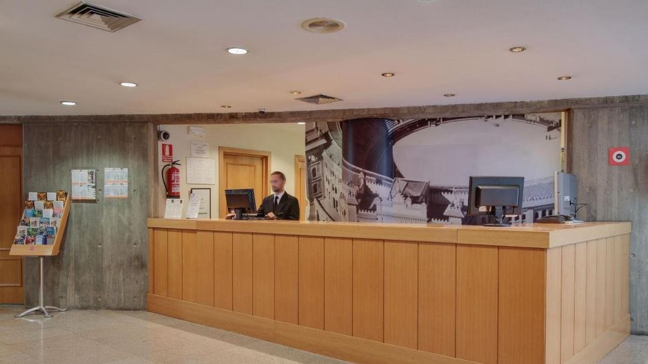 1881 Madrid Ventas Lobby