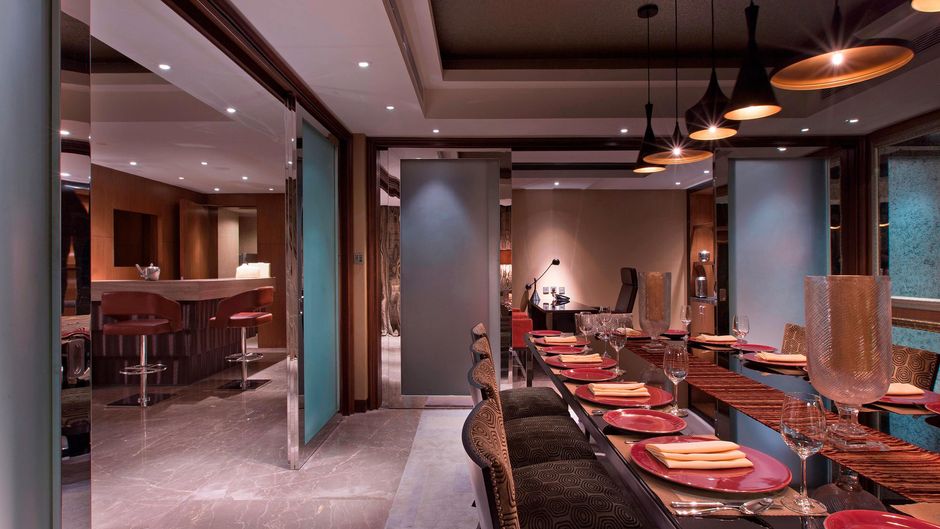 Sheraton Grand Bangalore Brigade Gateway Suite