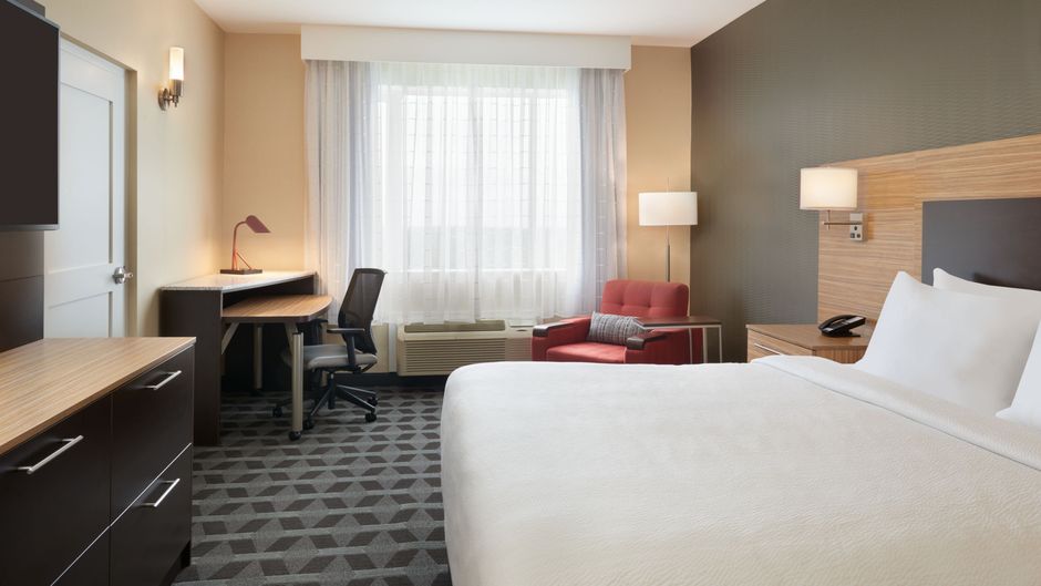 TownePlace Suites Toronto Oakville Suite