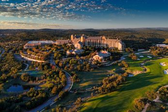 JW Marriott Hill Country Resort & Spa