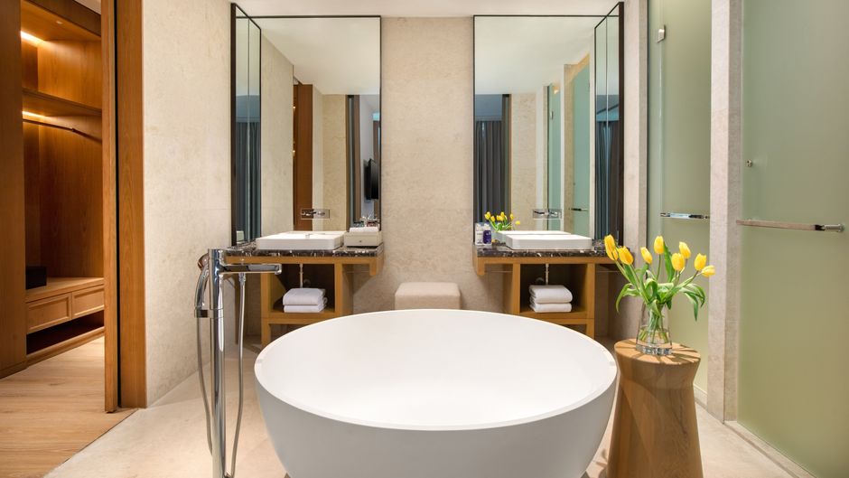 voco Thousand Island Lake Room