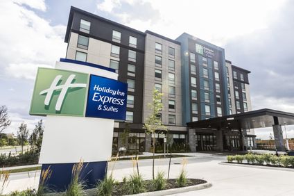 Holiday Inn Express & Stes Airport South