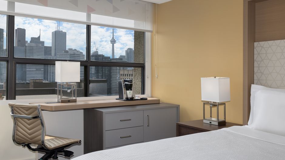 Holiday Inn Toronto Downtown Centre Room