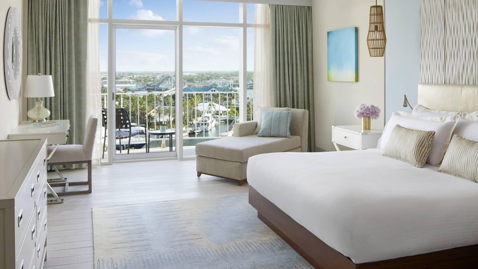 The Coral at Atlantis Suite