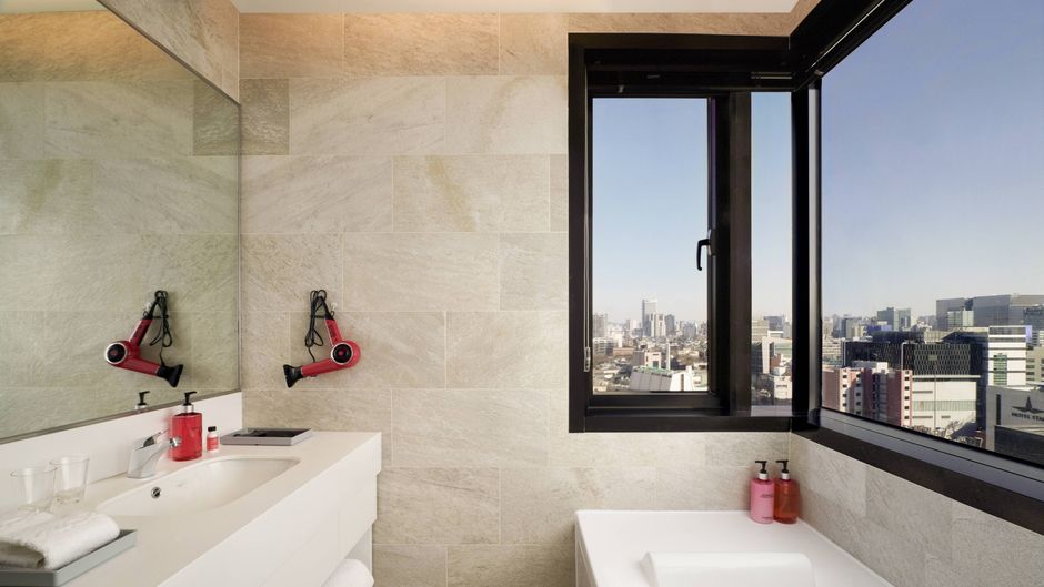 Moxy Seoul Insadong Room