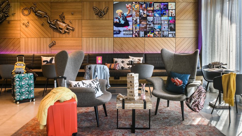 Moxy Stuttgart Feuerbach Lobby