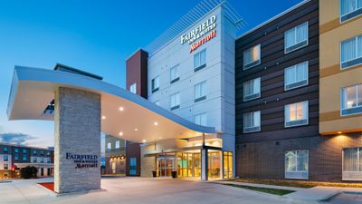 Fairfield Inn & Suites Lincoln Airport