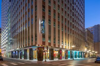 aloft New Orleans Downtown