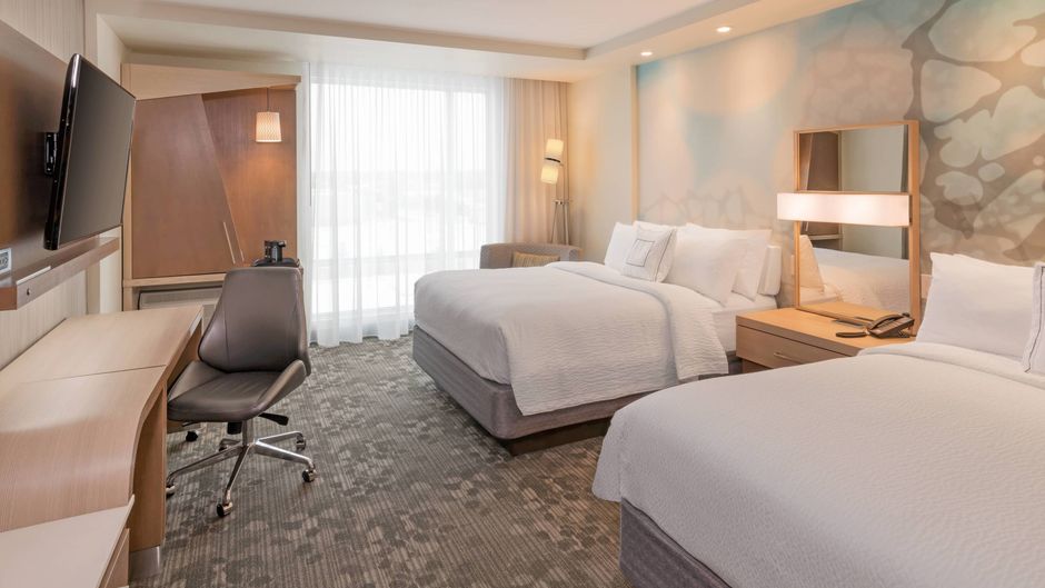 Courtyard by Marriott Burlington Room