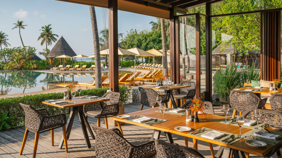 Four Seasons Resort at Kuda Huraa Restaurant