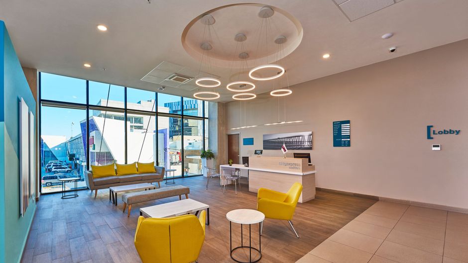 City Express Suites by Marriott Lobby