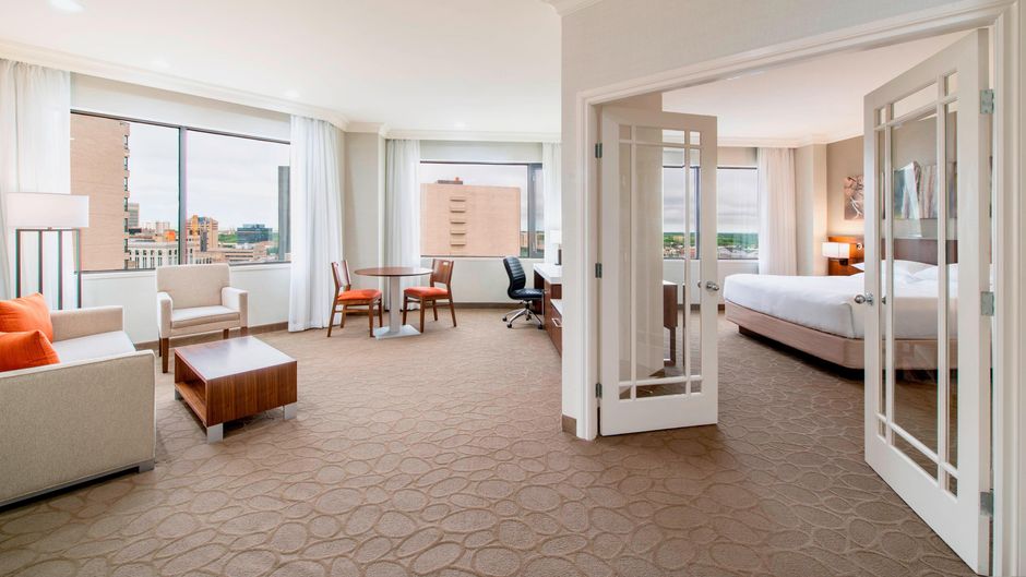 Delta Hotels Regina Suite
