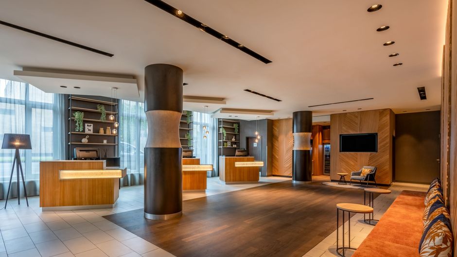 Courtyard by Marriott Cologne Lobby