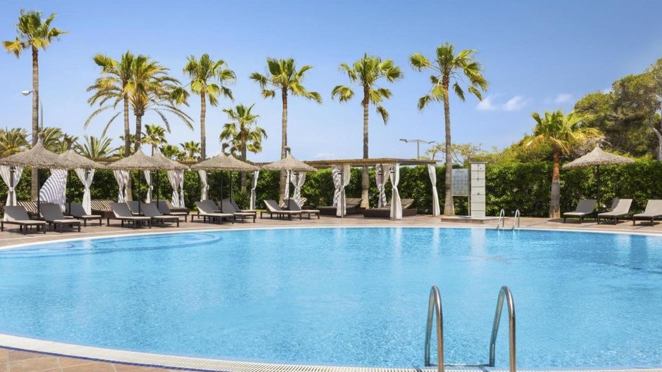 THB El Cid-Adults Only Pool