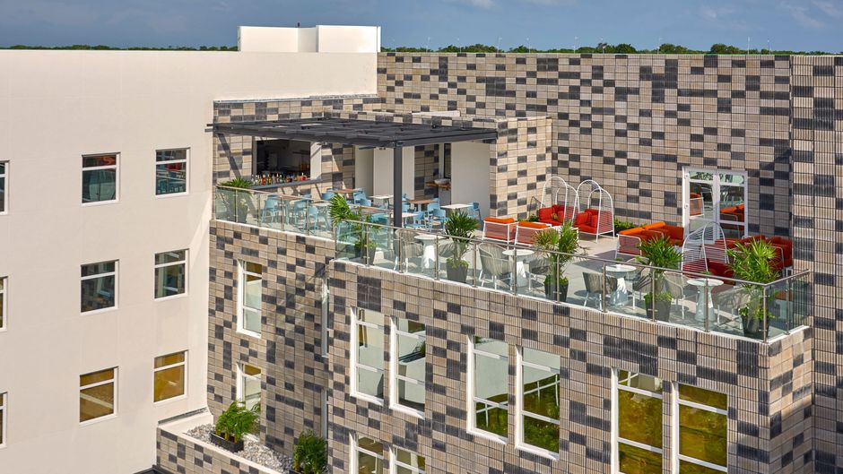 City Express Plus-Marriott Arpt Riviera Exterior