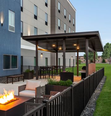 Candlewood Suites Mission East