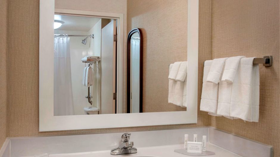Yas Plaza Marina Room