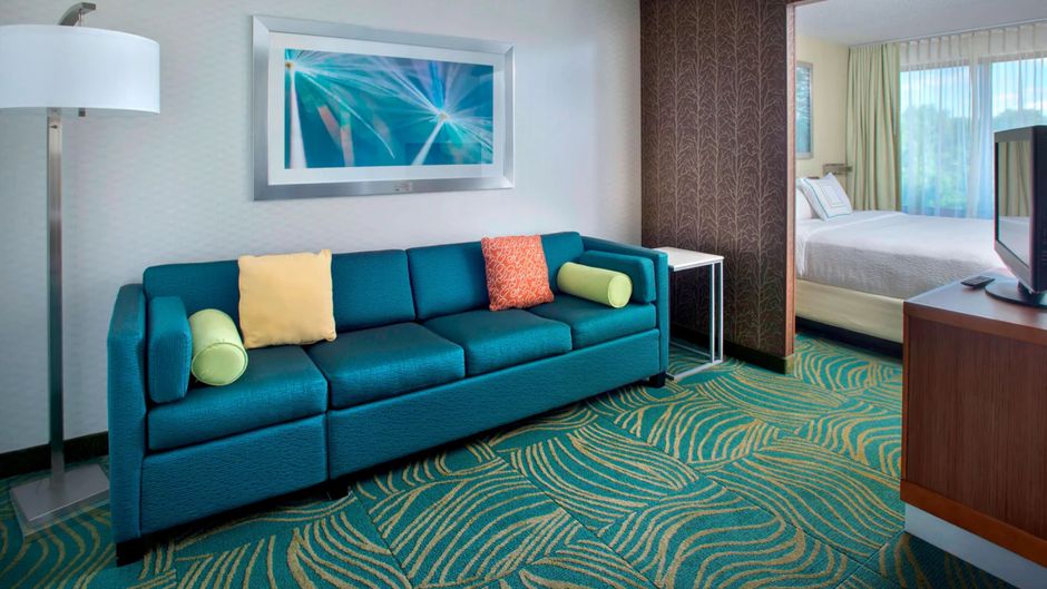 Yas Plaza Marina Suite