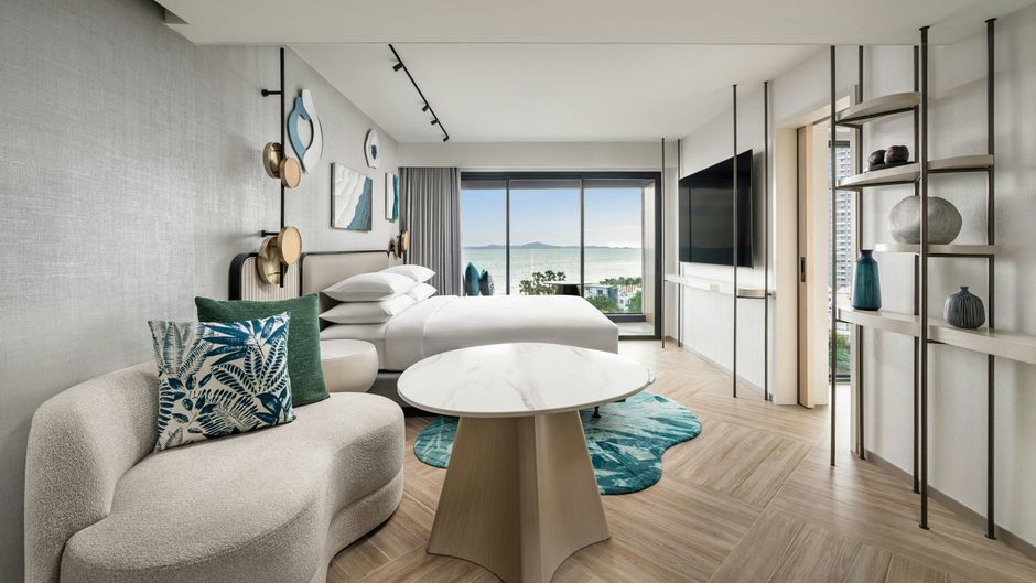 Pattaya Marriott Resort and Spa Suite