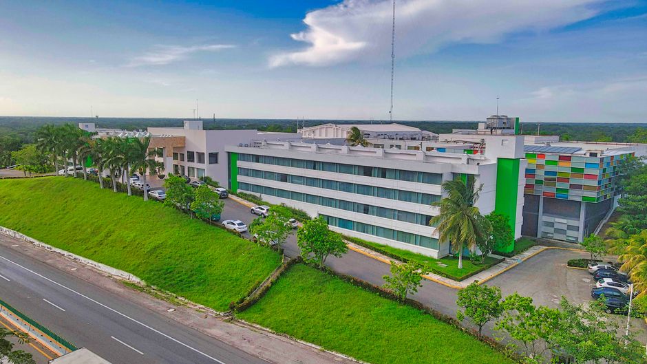 Holiday Inn Villahermosa Aeropuerto Exterior