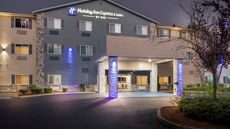 Holiday Inn Express and Suites Tumwater