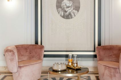 Eugenia de Montijo, Autograph Collection
