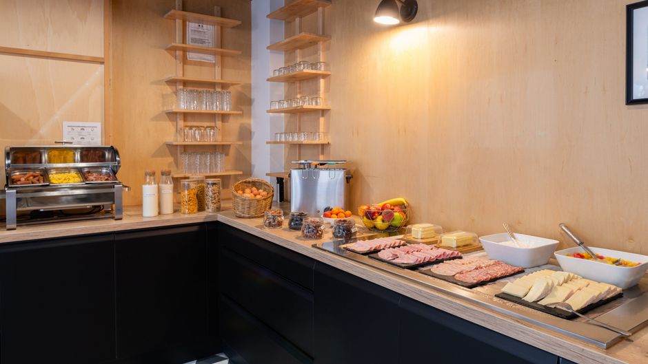 Hotel BootCamp Restaurant