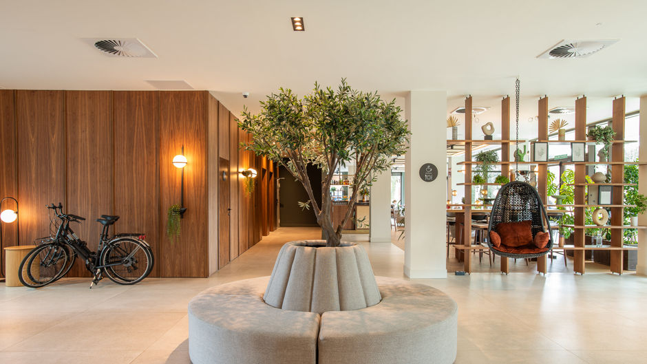 Leonardo Hotel San Sebastian Lobby