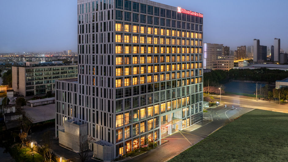 Hilton Garden Inn SZV Kunshan Exterior