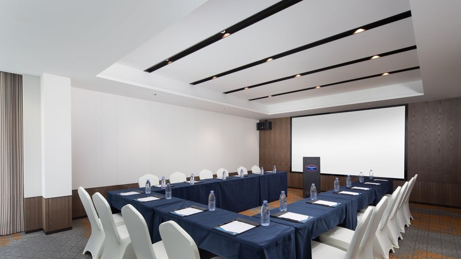 Hampton Chenzhou Beihu Meeting