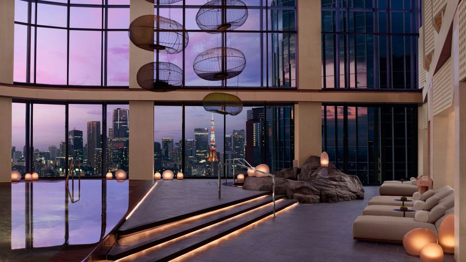 JW Marriott Hotel Tokyo Pool