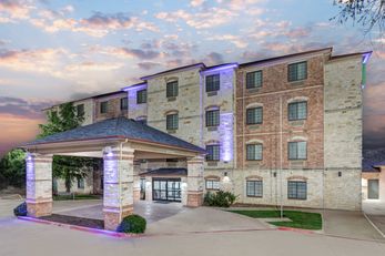 Holiday Inn Express & Suites Granbury
