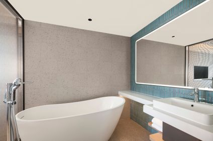 Holiday Inn Exp Aksu