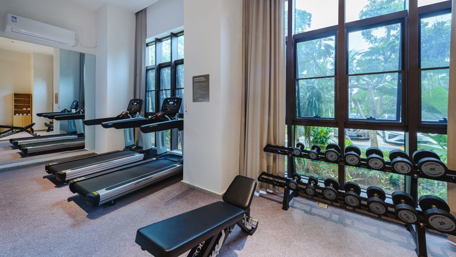 Holiday Inn Express Haikou West Coast Health Club