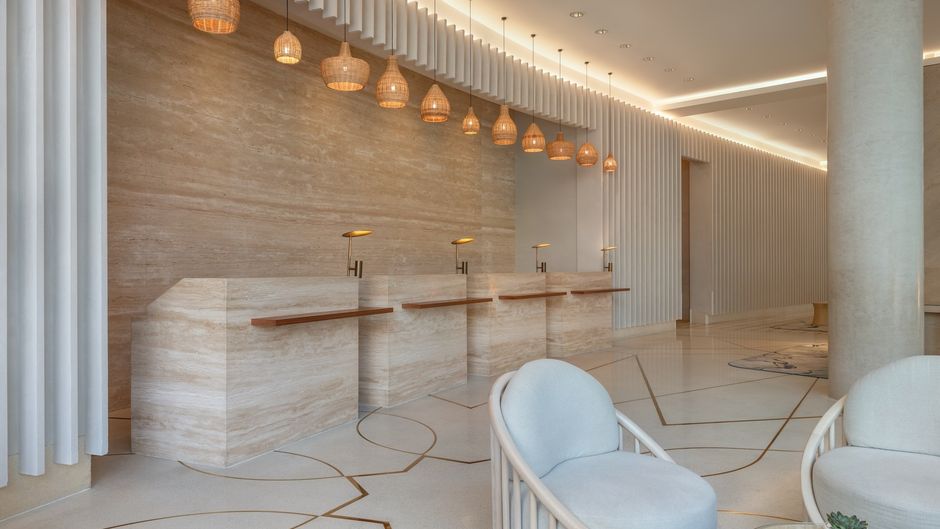 Crowne Plaza Abu Dhabi-Yas Island Exterior