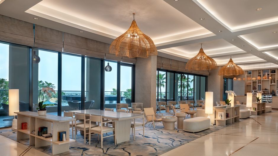 Crowne Plaza Abu Dhabi-Yas Island Exterior